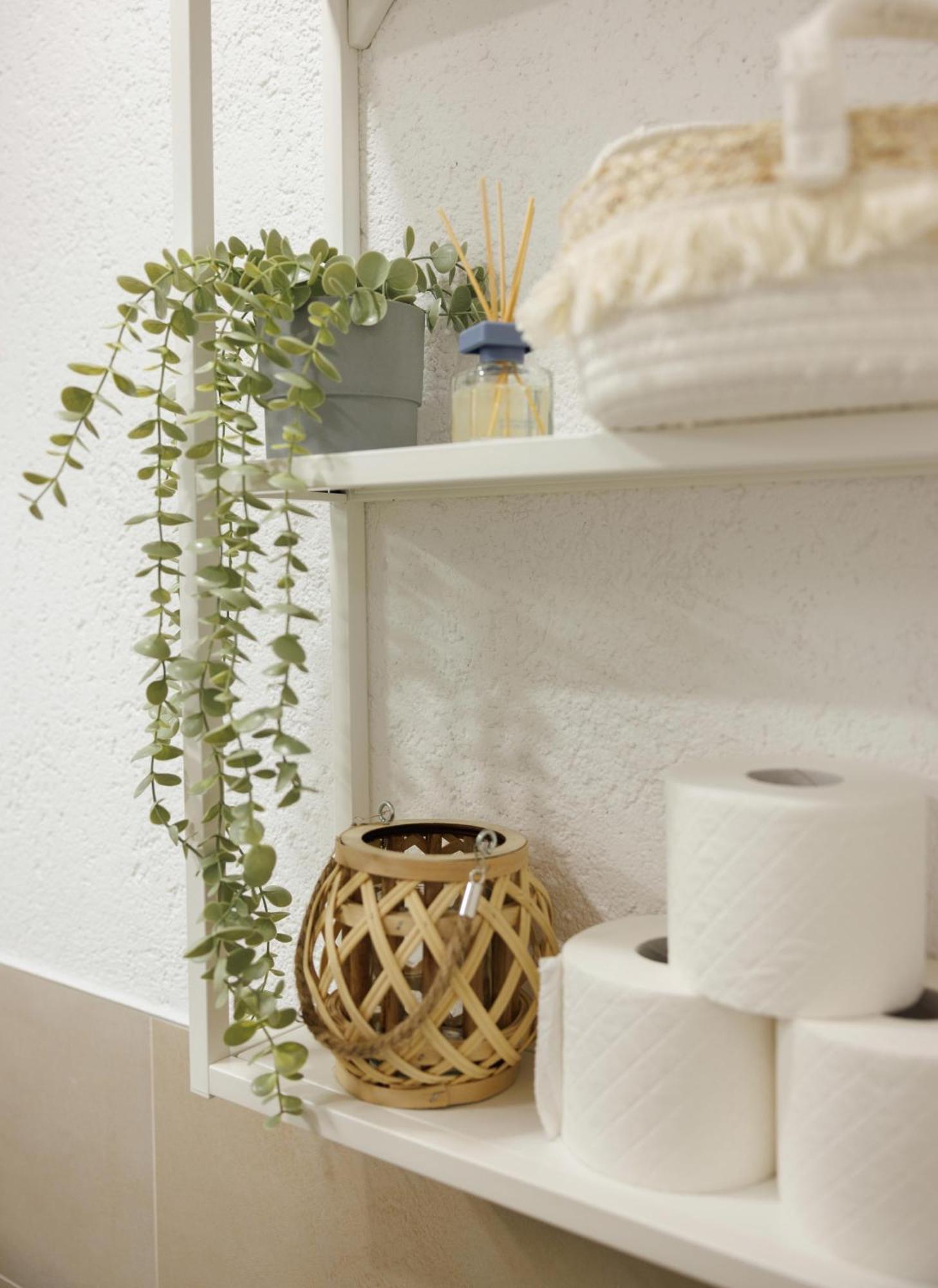 Schoene Mit Terrasse Naehe Airport Apartment